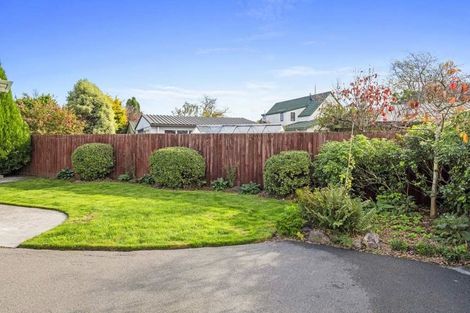 Photo of property in 30 Sayers Crescent, Ilam, Christchurch, 8041