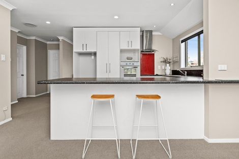 Photo of property in 2/42 Middle Road, Havelock North, 4130