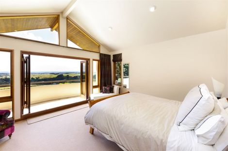 Photo of property in 516 Turitea Road, Turitea, Palmerston North, 4472