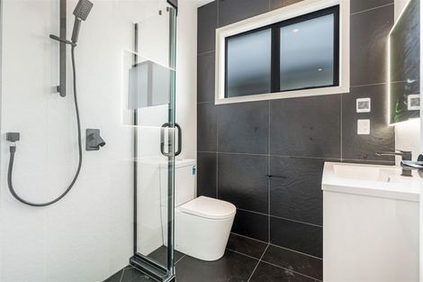 Photo of property in 8 Cutfield Lane, Kumeu, 0810