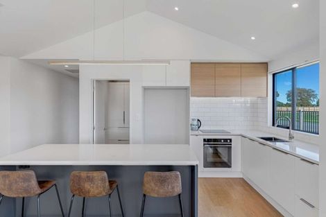 Photo of property in 1 Greig Crescent, Amberley, 7481