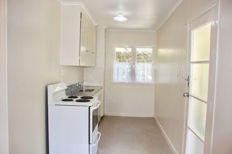 Photo of property in 233 Konini Road, Titirangi, Auckland, 0604