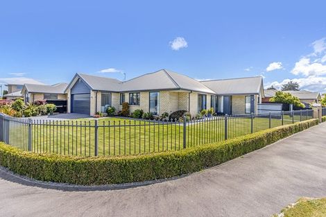 Photo of property in 49 Josephine Crescent, Aidanfield, Christchurch, 8025