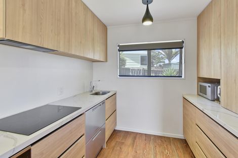 Photo of property in 1/8 Kimdale Place, Totara Heights, Auckland, 2105