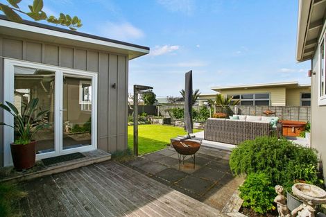 Photo of property in 25 Newton Street, Fitzroy, New Plymouth, 4312