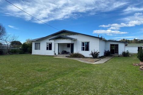 Photo of property in 176 Commercial Street, Takaka, 7110