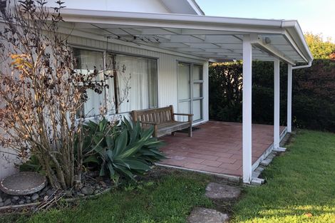 Photo of property in 2/4220 Great North Road, Glendene, Auckland, 0602