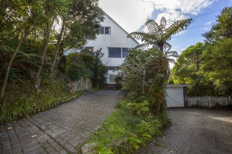 Photo of property in 3 Corlett Road, Plimmerton, Porirua, 5026