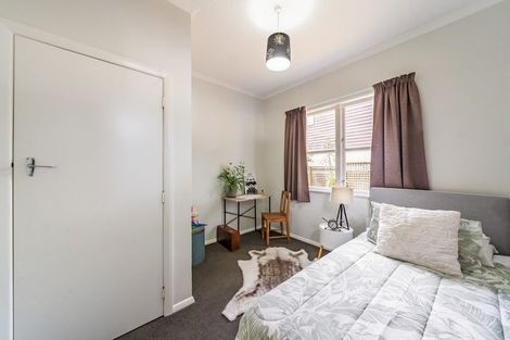 Photo of property in 2 Wood Street, Wallaceville, Upper Hutt, 5018