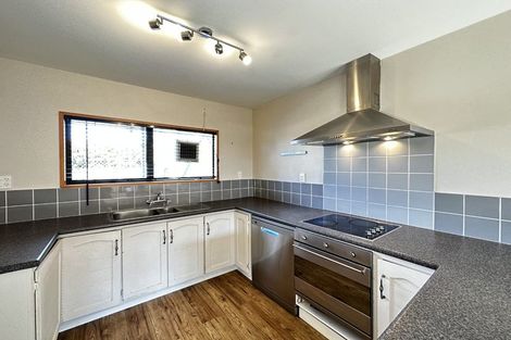 Photo of property in 1/63 Beachville Road, Redcliffs, Christchurch, 8081