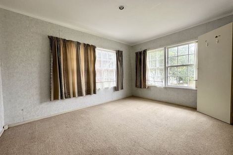 Photo of property in 365 Pakuranga Road, Pakuranga Heights, Auckland, 2010