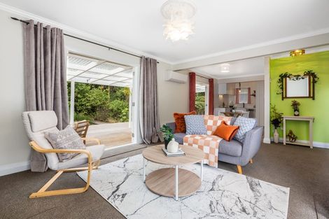 Photo of property in 27 Sunny Grove, Wainuiomata, Lower Hutt, 5014