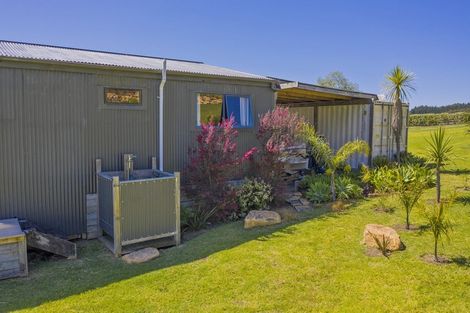 Photo of property in 60 Resolution Rise, Cooks Beach, Whitianga, 3591