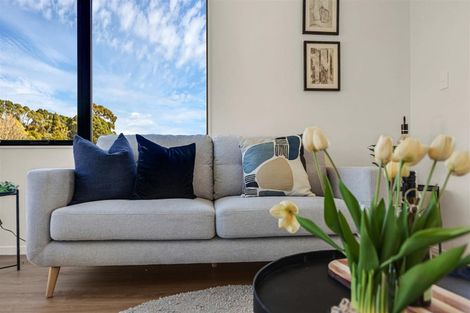 Photo of property in 20 Piringa Road, Pukekohe, 2120