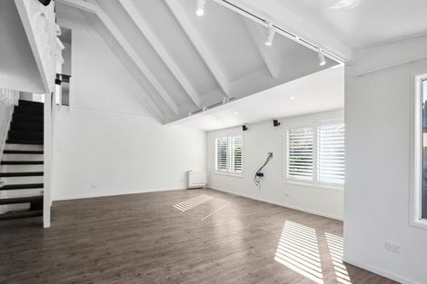 Photo of property in 161 Karewa Parade, Papamoa Beach, Papamoa, 3118