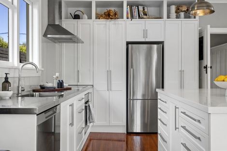 Photo of property in 42 Barrington Street, Somerfield, Christchurch, 8024