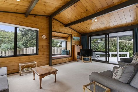 Photo of property in 5 Courtney Close, Pauanui, Hikuai, 3579