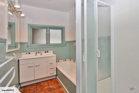 Photo of property in 108 Opawa Road, Opawa, Christchurch, 8023