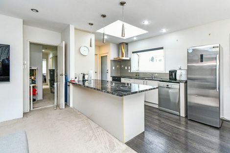 Photo of property in 22 Mirrabooka Avenue, Botany Downs, Auckland, 2010