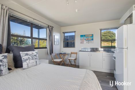 Photo of property in 287 Seaforth Road, Waihi Beach, 3611