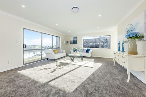 Photo of property in 33 Mcquoids Road, Flat Bush, Auckland, 2019