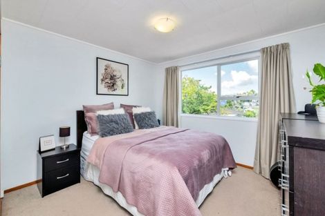 Photo of property in 2/8 Cranston Street, Torbay, Auckland, 0632