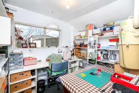 Photo of property in 275 Mangorei Road, Merrilands, New Plymouth, 4312