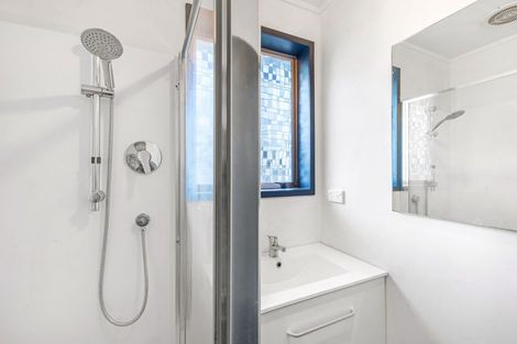 Photo of property in 35 Camellia Avenue, Bell Block, New Plymouth, 4312