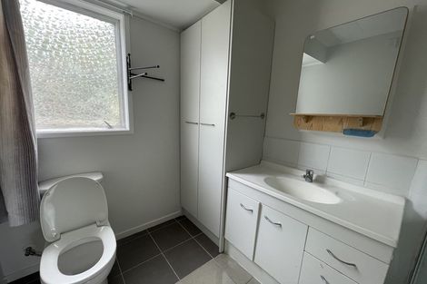 Photo of property in 14 Erica Road, Sunnynook, Auckland, 0620