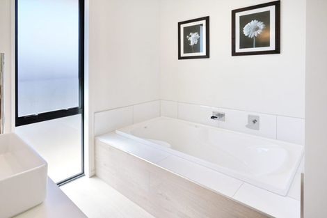 Photo of property in 3 Waimarie Street, Pegasus, 7612