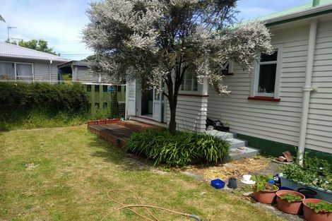 Photo of property in 11 Beaumont Avenue, Alicetown, Lower Hutt, 5010