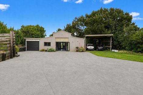 Photo of property in 103 Zanders Road, Helensville, Waimauku, 0882
