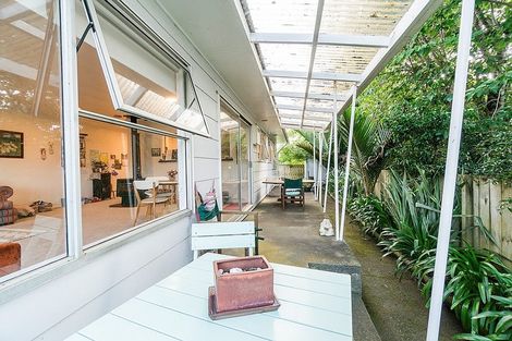 Photo of property in 19 Carey Street, Waitara, 4320