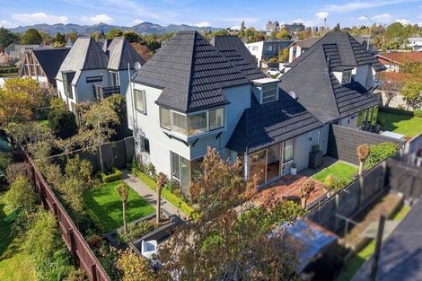 Photo of property in 76b Memorial Avenue, Ilam, Christchurch, 8053