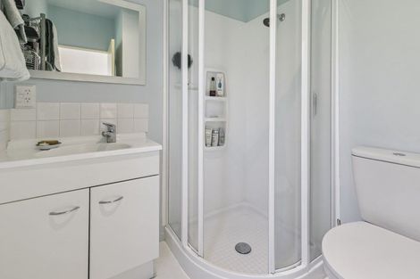 Photo of property in 7 Selkirk Way, Karori, Wellington, 6012