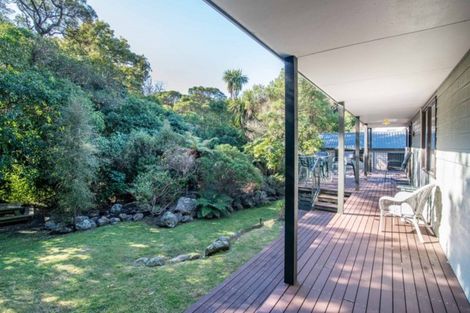 Photo of property in 13 Kowhai Grove, Akaroa, 7520