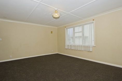 Photo of property in 86 Seddon Street, Naenae, Lower Hutt, 5011