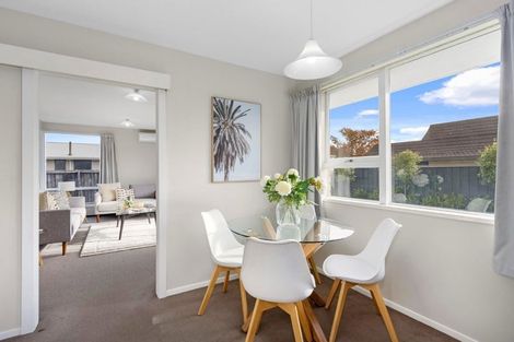 Photo of property in 1/124 Lake Terrace Road, Burwood, Christchurch, 8061