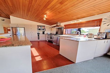Photo of property in 1/11 Faulkner Road, Northcote Point, Auckland, 0627