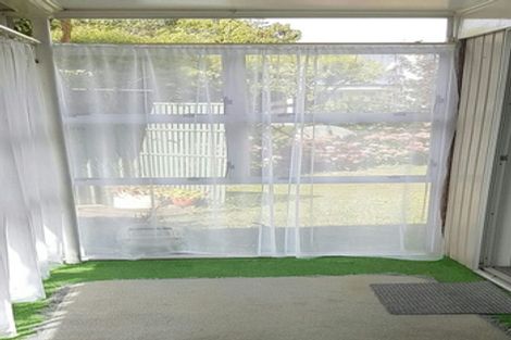 Photo of property in 1/1 Trentham Road, Papakura, 2110