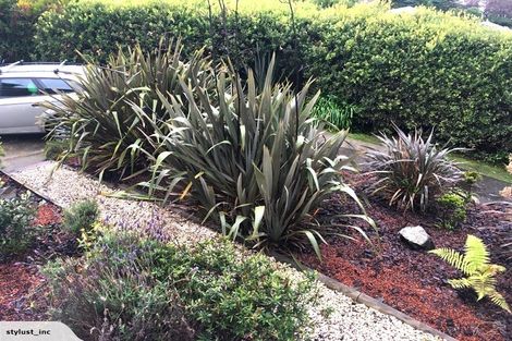 Photo of property in 2 Bayview Road, Paremata, Porirua, 5024