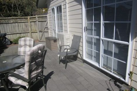 Photo of property in 1/169 Whites Line East, Waiwhetu, Lower Hutt, 5010