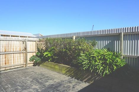 Photo of property in 2/274 Armagh Street, Christchurch Central, Christchurch, 8011