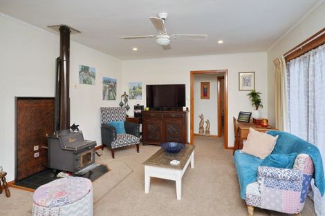 Photo of property in 8 Johnston Street, Waipara, 7483