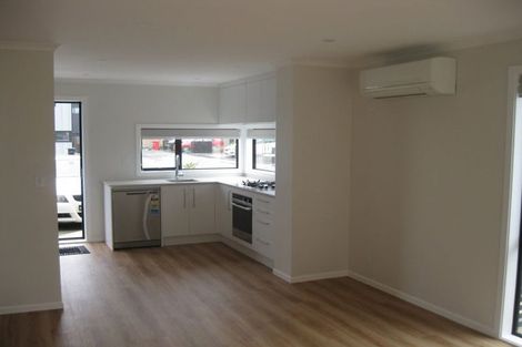 Photo of property in 8 Raeble Walkington Lane, Wallaceville, Upper Hutt, 5018