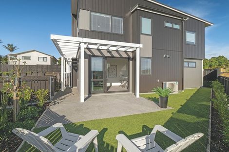 Photo of property in 1 Tuhono Lane, Northcote, Auckland, 0627