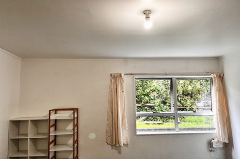 Photo of property in 1/44 Roberts Road, Glenfield, Auckland, 0629