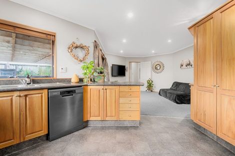 Photo of property in 39 Greenfield Drive, Western Heights, Hamilton, 3200