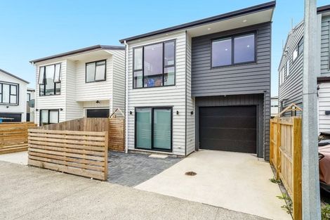 Photo of property in 15 Te Kaapia Road, Papakura, 2110