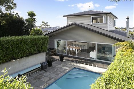 Photo of property in 24 Richmond Avenue, Northcote Point, Auckland, 0627